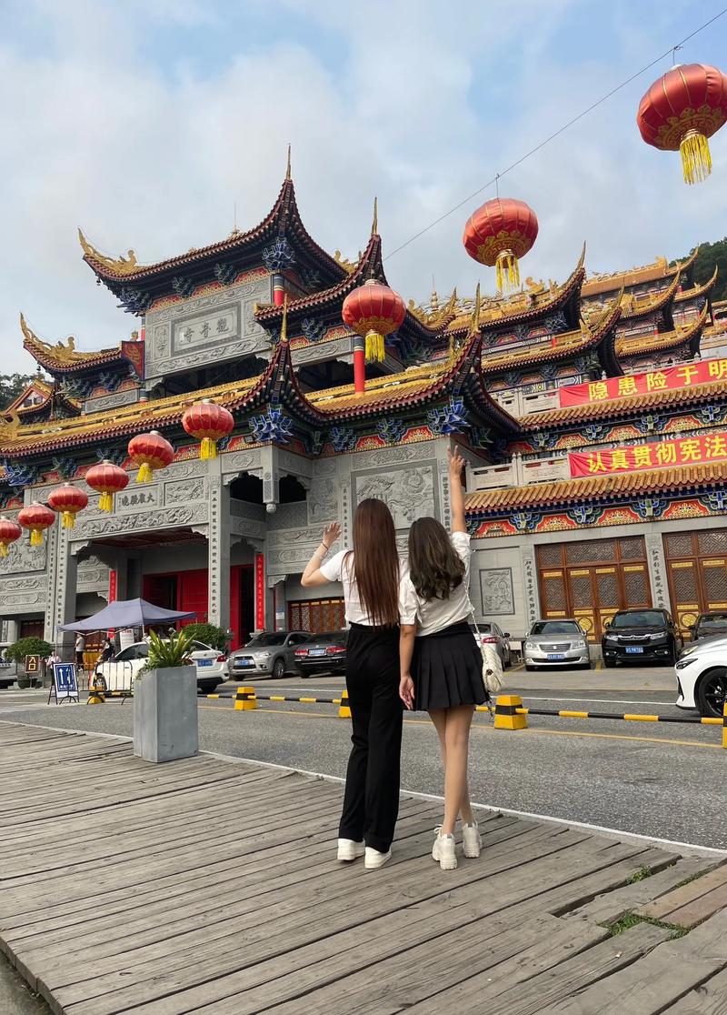 什么样的手相桃花多 一生桃花运旺的手相